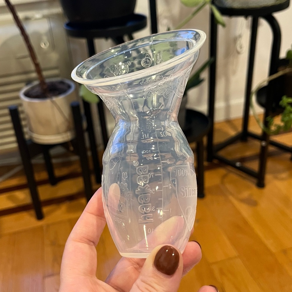 Haakaa Manual Clear 100% Silicone Breast Pump BPA Free NEVER USED; BRAND NEW
